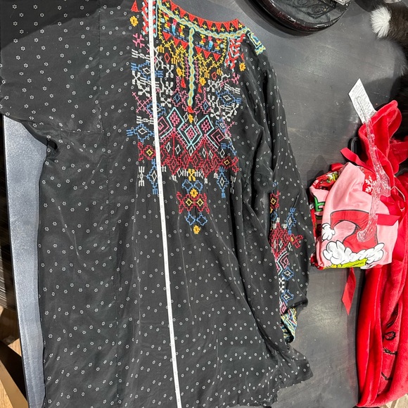 Johnny Was LUETA Silk Blouse Size L - Picture 9 of 10